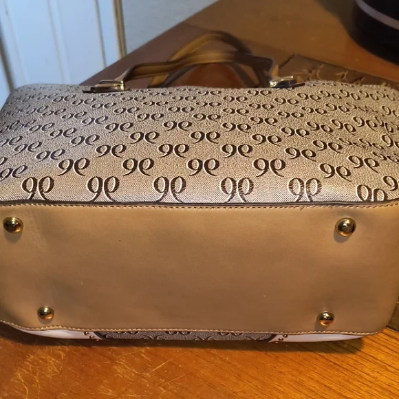 Pretty NINE WEST Beige/Brown Signature Print Floral Tote NICE!! - Picture 10 of 13